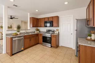 706 Bastrop Dr, Arlington, TX 76002 - Photo 9