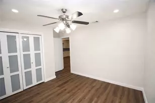 237 Samuel St, Lewisville, TX 75057 - Photo 3