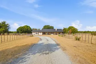 950 Johnson Bend Rd, Weatherford, TX 76088 - Photo 5