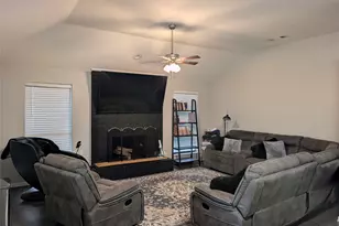 127 Pecan Grove, Lancaster, TX 75146 - Photo 15