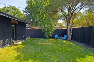 7210 Lehigh Dr, Dallas, TX 75214 - Photo 23