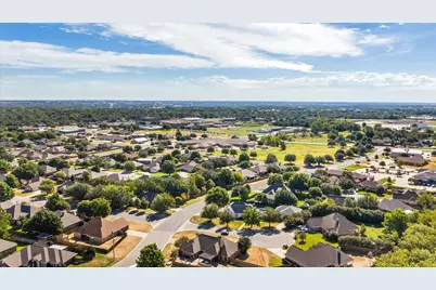 801 Maplewood Court, Stephenville, TX 76401 - Photo 39