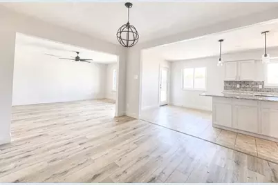 5300 Queenlily Court, Arlington, TX 76018 - Photo 11