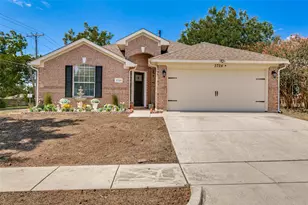 3724 Chapin Ct, Fort Worth, TX 76116 - Photo 1