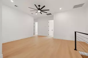 6911 Mohawk Dr, Dallas, TX 75235 - Photo 15