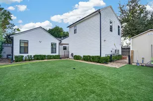 3911 Highgrove Dr, Dallas, TX 75220 - Photo 33