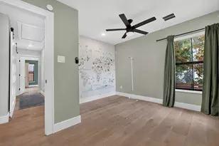 3911 Highgrove Dr, Dallas, TX 75220 - Photo 23
