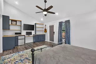 3911 Highgrove Dr, Dallas, TX 75220 - Photo 29