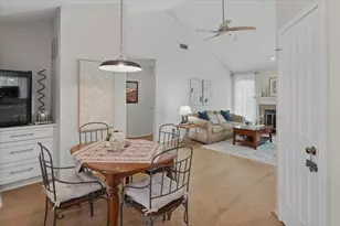 264 Jefferson Pkwy, Fort Worth, TX 76107 - Photo 11