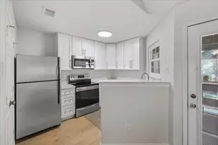 264 Jefferson Pkwy, Fort Worth, TX 76107 - Photo 9