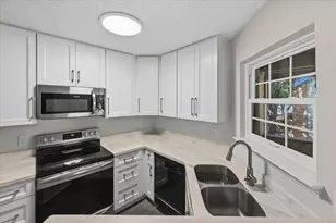 264 Jefferson Pkwy, Fort Worth, TX 76107 - Photo 13