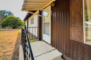 185 Deep Canyon Dr, Whitney, TX 76692 - Photo 11