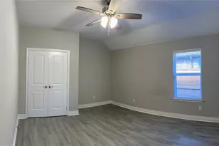 1004 Hardaway Dr, Greenville, TX 75402 - Photo 9
