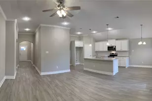 1004 Hardaway Dr, Greenville, TX 75402 - Photo 3