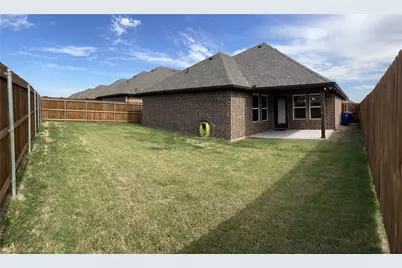 1004 Hardaway Drive, Greenville, TX 75402 - Photo 11