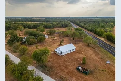933 Hcr 2224 E, Aquilla, TX 76622 - Photo 13