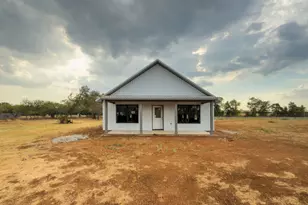 595 Hcr 2224 E, Aquilla, TX 76622 - Photo 9