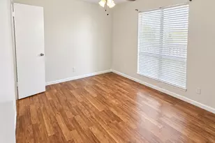 4859 Cedar Springs Rd, Dallas, TX 75219 - Photo 13