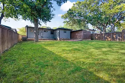 1721 Ridgewood Road, Denison, TX 75020 - Photo 31