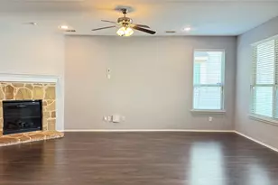 1009 Bruni Ct, Aubrey, TX 76227 - Photo 7