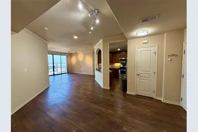 330 Las Colinas Boulevard E #1006, Irving, TX 75039 - Photo 5