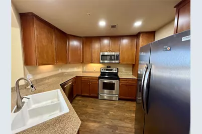 330 Las Colinas Boulevard E #1006, Irving, TX 75039 - Photo 7