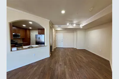 330 Las Colinas Boulevard E #1006, Irving, TX 75039 - Photo 9