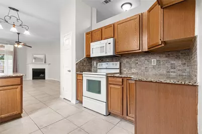 8825 Mystic Trail, Fort Worth, TX 76118 - Photo 21