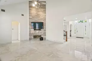 1224 Willowdale Ln, Irving, TX 75063 - Photo 11