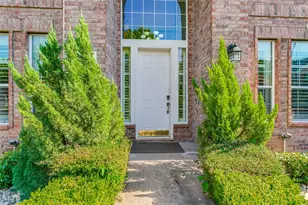 1224 Willowdale Ln, Irving, TX 75063 - Photo 3