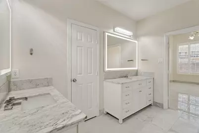 1224 Willowdale Lane, Irving, TX 75063 - Photo 21