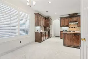 1224 Willowdale Ln, Irving, TX 75063 - Photo 17