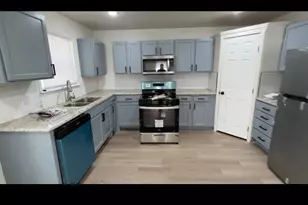 1014 Turner St, Cleburne, TX 76033 - Photo 5