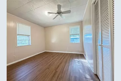 111 E Dawn Drive, Robinson, TX 76706 - Photo 11