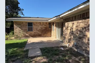 111 E Dawn Drive, Robinson, TX 76706 - Photo 17