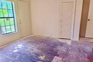 4623 Spring Garden Rd, Dallas, TX 75215 - Photo 9