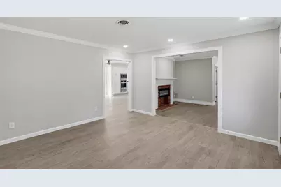 1312 E Mitchell Street, Arlington, TX 76010 - Photo 7