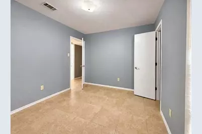 915 Lemontree Drive, Arlington, TX 76017 - Photo 17