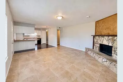 915 Lemontree Drive, Arlington, TX 76017 - Photo 5