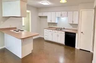 915 Lemontree Dr, Arlington, TX 76017 - Photo 13
