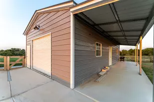 760 Hummingbird Ln, Justin, TX 76247 - Photo 33