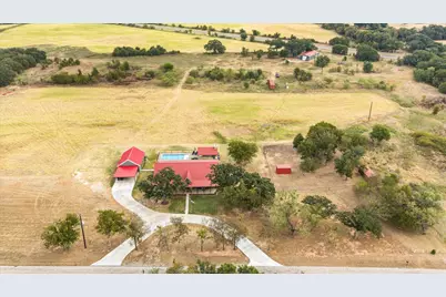 9739 Waldrup Road, Lipan, TX 76462 - Photo 5