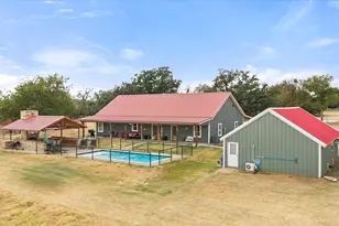 9739 Waldrup Rd, Lipan, TX 76462 - Photo 27