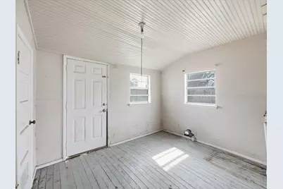 409 NW Main Street, Ennis, TX 75119 - Photo 15