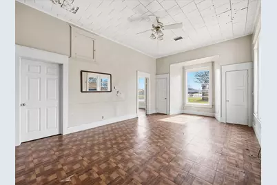 409 NW Main Street, Ennis, TX 75119 - Photo 9