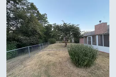 1107 Oxford Drive, Gainesville, TX 76240 - Photo 13