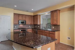 10070 Teal Hollow Dr, Frisco, TX 75035 - Photo 7