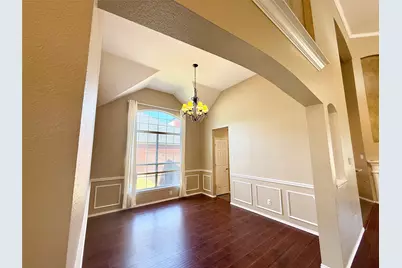 5828 Southmoor Lane, The Colony, TX 75056 - Photo 9