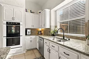 3608 Gallop Ct, Flower Mound, TX 75028 - Photo 17