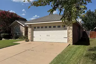 9021 Rushing River Dr, Fort Worth, TX 76118 - Photo 3